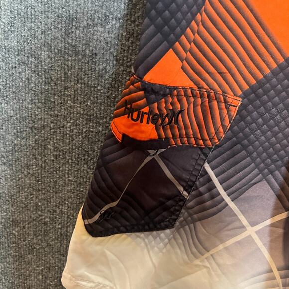 Hurley Swim Trunks Mens 32 Orange Black Beach Board Shorts Relax Pocket Y2K Logo - Picture 8 of 10
